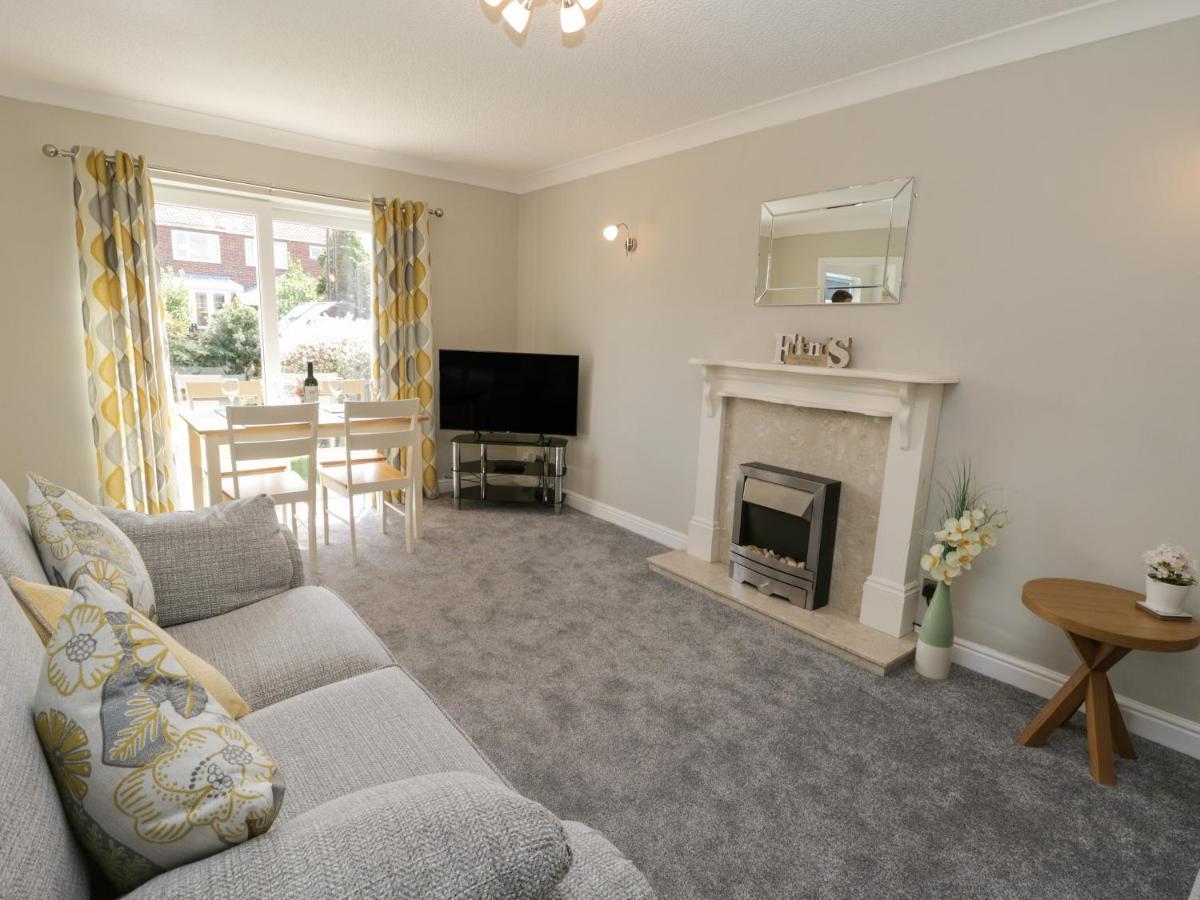 Rose Bungalow Whitby Ngoại thất bức ảnh